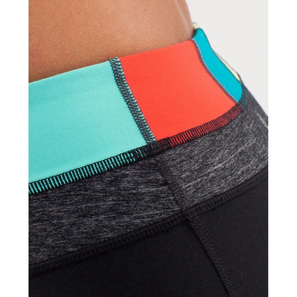 Lululemon Womens Groove Flare Yoga Reversible Pants 4 Black Colorblock Waist Y2K - Picture 7 of 16